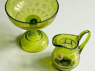Opsats og kande, grønt glas, sæt