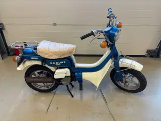Suzuki FZ50