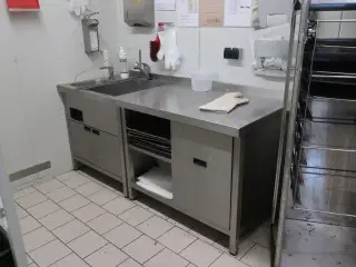 Arbejdsstation i rustfri stål