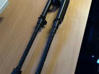 Bipod lav model