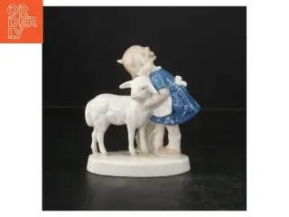 Porcelænsfigur af pige og lam (str. 13 cm)