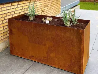 Plantekasser i corten stål