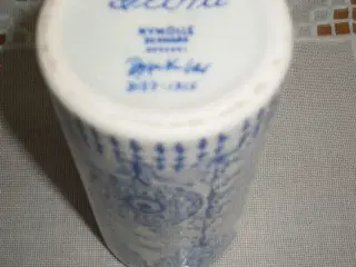 BJØRN WIINBLAD. flot vase 12 cm.