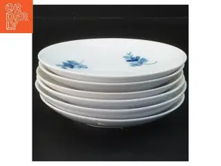 Sæt med 5 porcelænstallerkener fra Royal Copenhagen, med blå blomst motiv (str. 5 stk Ø 15 cm)