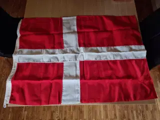 Dannebrog flag 75 cm