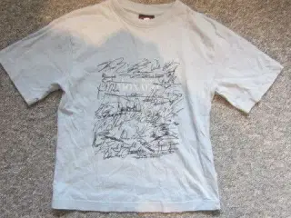 Str. 8 år, lyseblå t-shirt