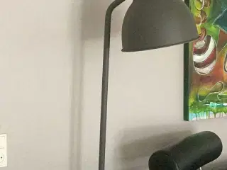 Standerlampe fra IKEA 