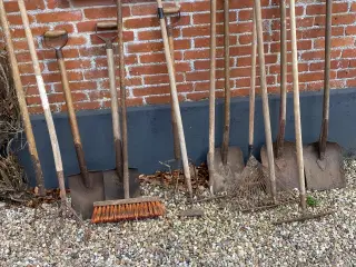 Diverse haveredskaber