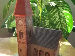 Modelbygning, Landsbykirke, Faller