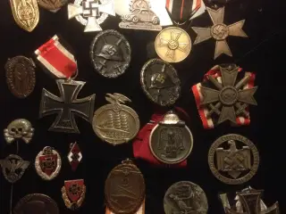 Købes/Vurderes: Mærker medaljer Militaria