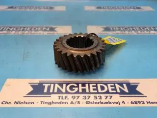 Ford 8260 Tandhjul 5166035