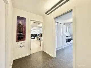 Lyst og effektivt kontorlejemål i Odense C – 201 m²