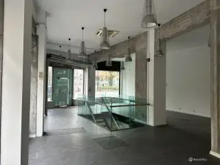 Ikonisk ejendom med gennemrenoverede kontorer i hjertet af Aarhus