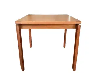 Børge Mogensen elle Chr.Hvidt kvadr. Bord