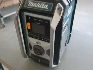 Radio MAKITA DMR115 med 1 batteri