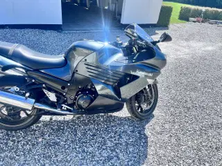 Kawasaki zzr 1400