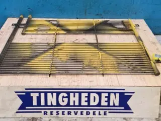 New Holland TX68 Køler 84021016