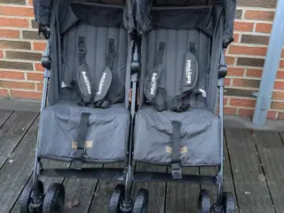 Babytrold tvillinge/søskende vogn 