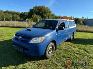 Toyota Hilux 2,5 D4D ex cab Van