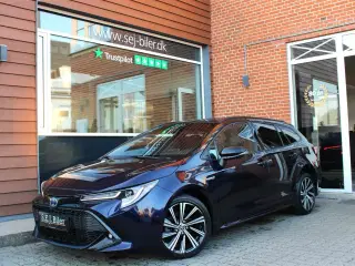 Toyota Corolla Touring Sports 1,8 Hybrid H3 Premium E-CVT 122HK Stc Trinl. Gear