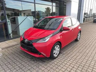 Toyota Aygo 1,0 VVT-i x-play x-touch