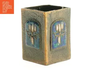 Metal Vase med blå emalje dekoration (str. 9 x 6 cm)