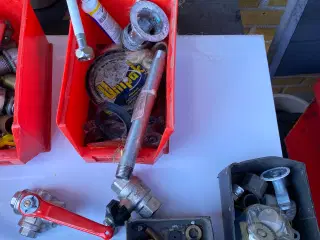 diverse fittings 