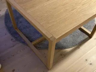 Sofabord i egetræsfiner