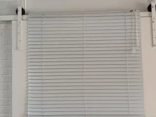 11 stk Kirsch/Luxaflex persienner, hvide, alu