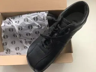 Trim Sko