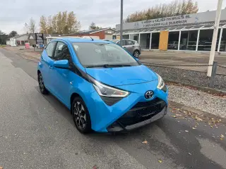 Toyota Aygo 1,0 VVT-i x-plore