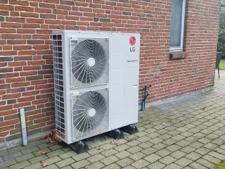 LG Varmepumpe luft til vand 12 kW