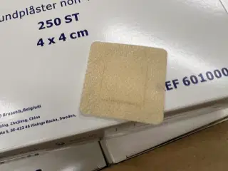 Plaster 4 x 4 cm