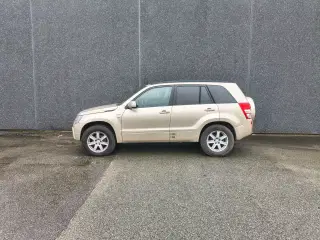 Suzuki Grand Vitara 1,9 DDIS GLX 4x4 129HK Van