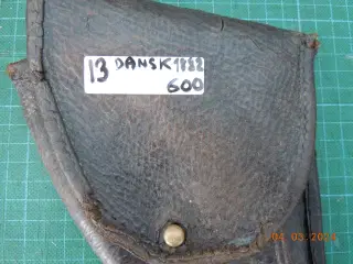 Dansk hylster til Marinens Omdrejningspistol 1891.