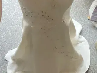 Smuk brudekjole