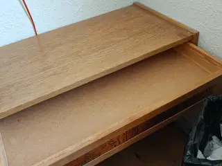 Retro natbord 