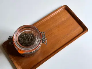 Retro sættebakke, mørk