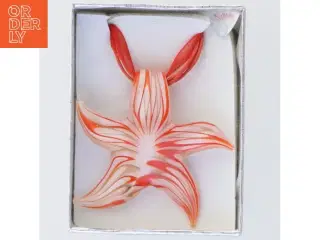 Halskæde med håndlavet italiensk glassmykke (str. Kasse 9 x 6 cm)