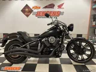 Kawasaki VN 900 Custom