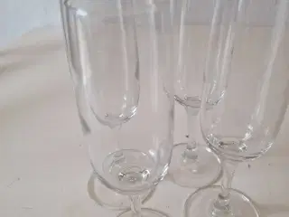 4 champagneglas 