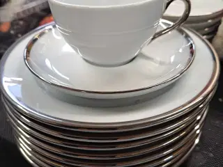 Pillivuyt bistro stel med sølvkant 