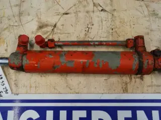 Deutz 3610 Styrecylinder 06255676