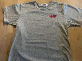 Comme des Garçons Play grå t-shirt