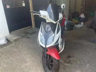 Kymco super 8