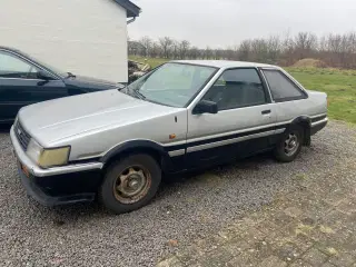 Toyota Corolla AE86 2d Coupe