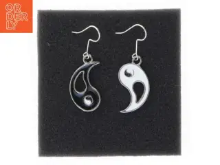 Yin Yang øreringe (str. 2,5 cm)