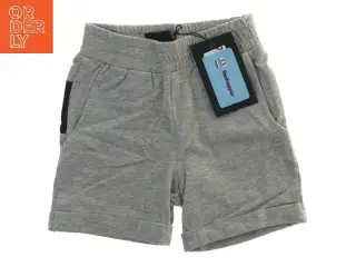 Helt nye shorts fra Sofie Schnoor (str. 68)