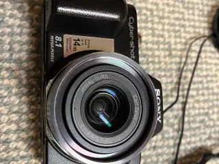 Sony Cyber-Shot DCS-H3