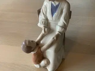 B & G figur af mor med søn nr. 1642